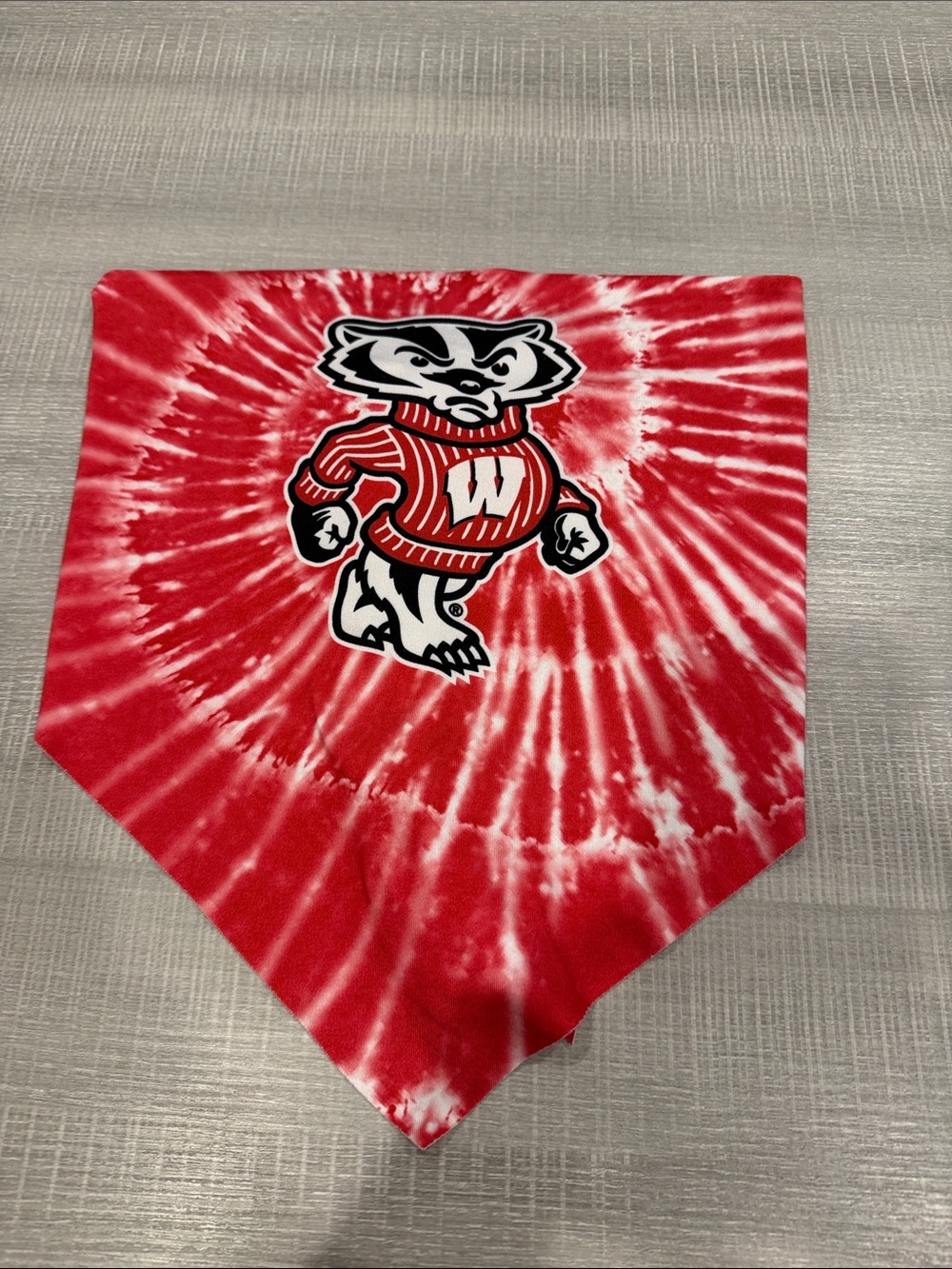 Badger Tie-Dye Bandana whip. Open back. Game Day top! One size